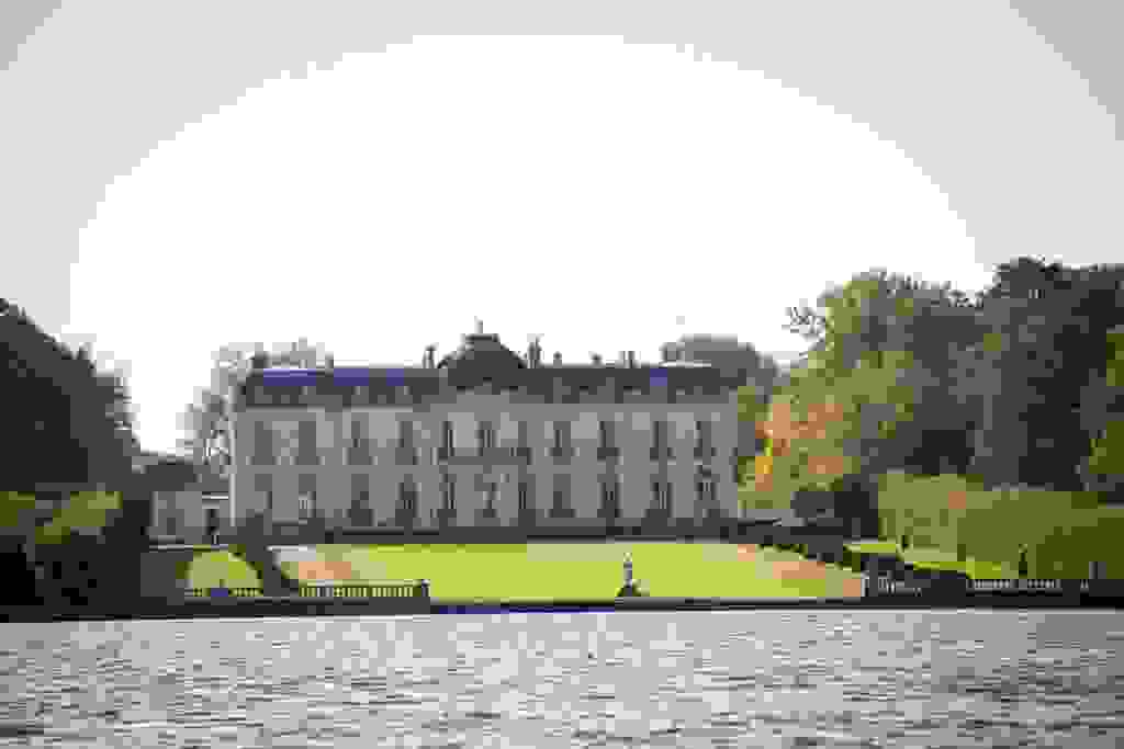 Château De Pont Chevron Festival