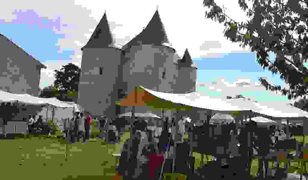 Chateau d'ensigné Festival