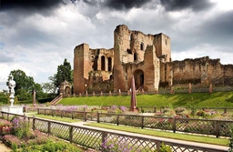 Kenilworth Castle and Elizabethan Garden Logo