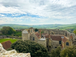 Carisbrooke Castle Logo