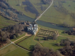 Longford Castle Logo