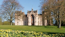 Fyvie Castle Logo