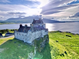 Duart Castle Logo