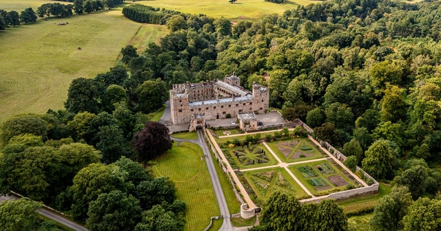 Naworth Castle Logo