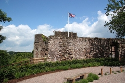 Monmouth Castle Logo