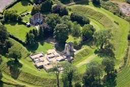 Ludgershall Castle & Cross Logo