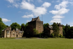 Dean Castle Country Park Logo