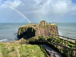 Dunnottar Castle Logo