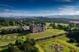 Drumlanrig Castle & Gardens Logo