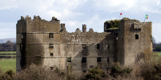 Loughmoe Castle Logo