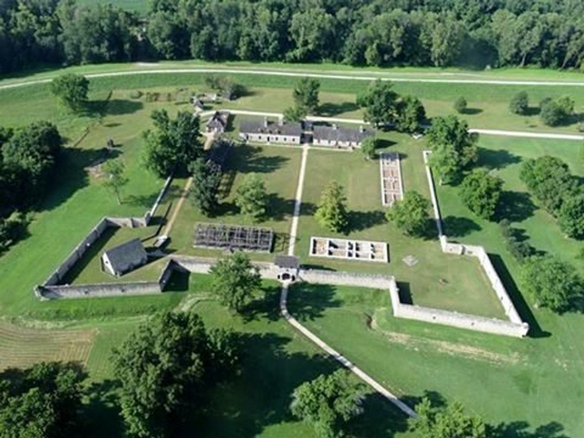 Fort de Chartres State Historic Site Logo