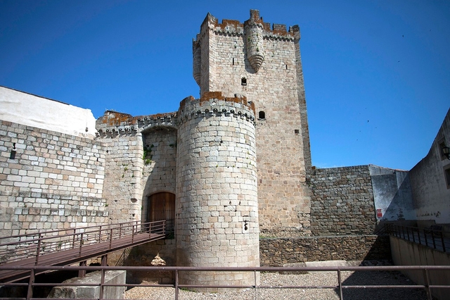 Castillo de Coria Logo