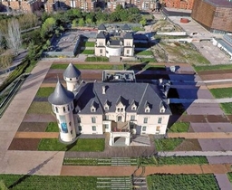 Castillos de los marqueses de Valderas Logo