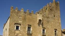 Castell de la Bisbal d'Empordà Logo