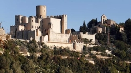 Castellet Castle Logo