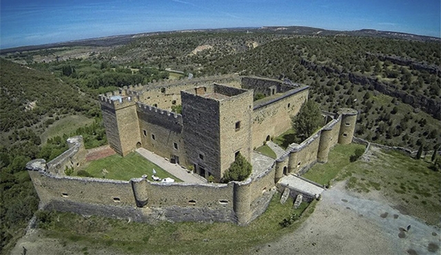 Castillo de Pedraza Logo
