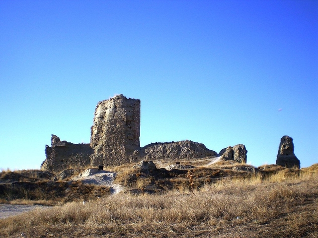 Castle of Fuentidueña de Tajo Logo