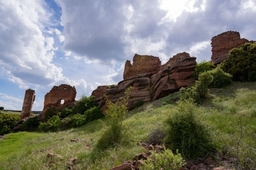 Castillo de los Ares Pozondón Logo