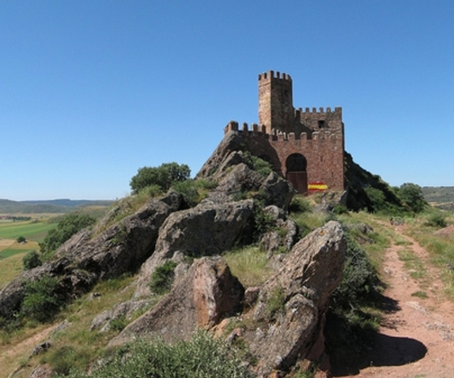 Castillo de Riba de Santiuste Logo