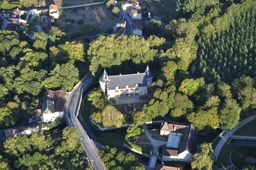 Château de Dampierre-sur-Boutonne Logo