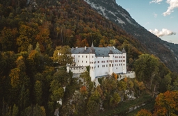 Tratzberg Castle Logo