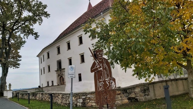 Kirchberg am Walde Castle Logo