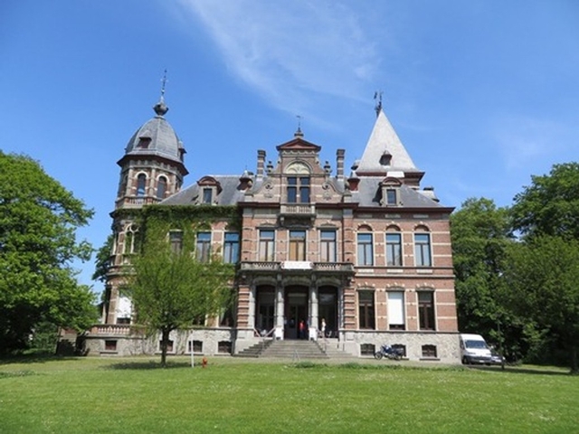 Castle Claeys-Bouüaert Logo